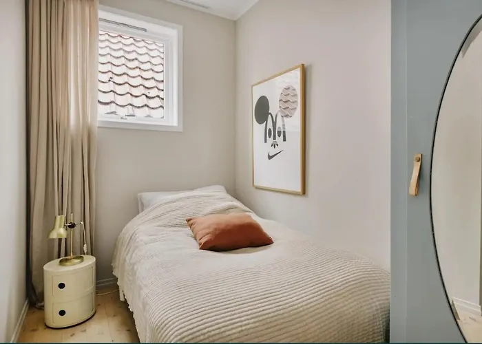 With 2 Bedrooms 아파트